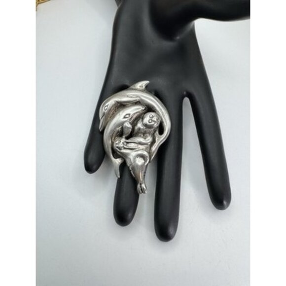 Vintage Sterling Silver Dolphin and Walrus Brooch From The 55 Of 500 Collection - Picture 1 of 6